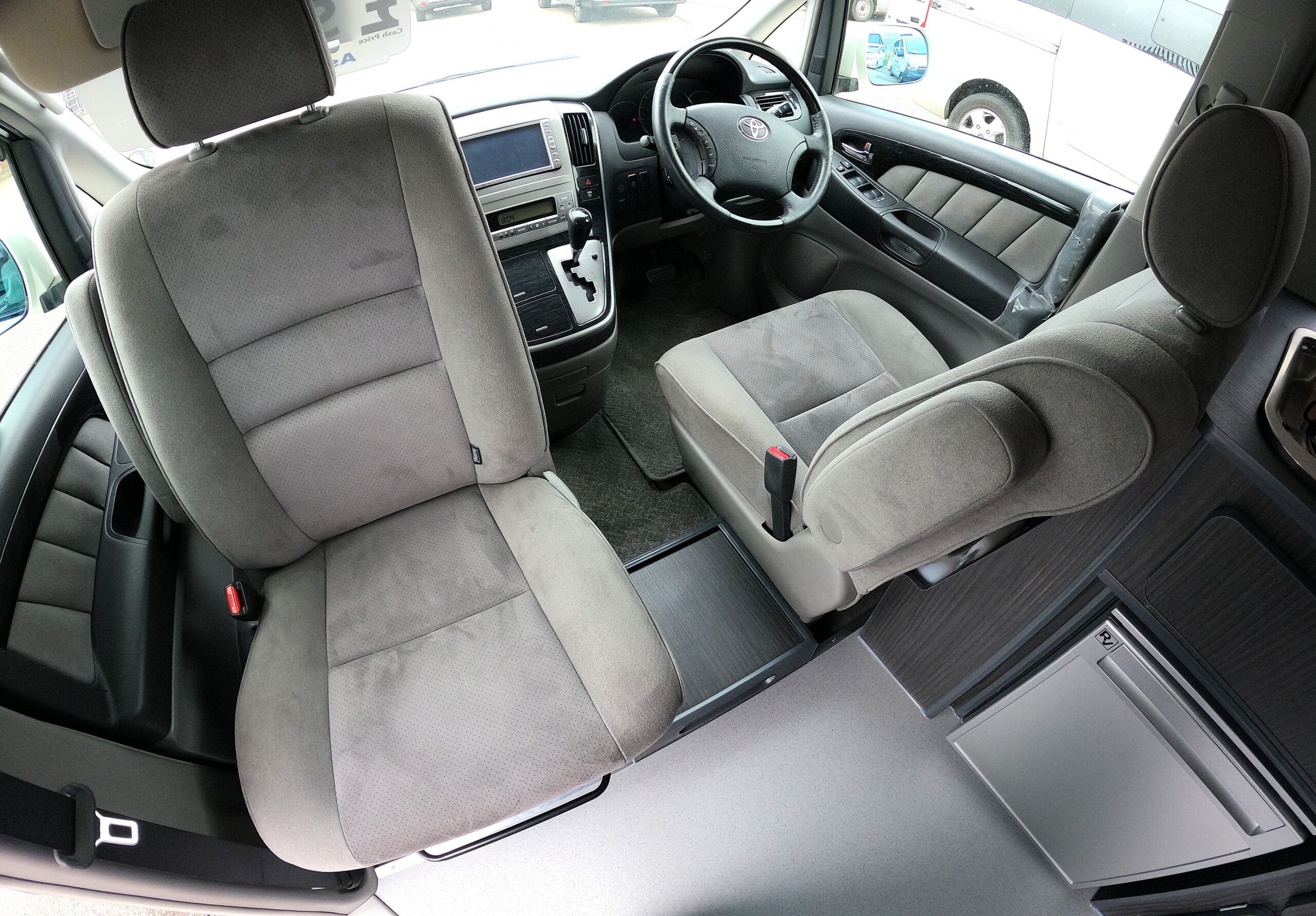 Toyota Alphard Campervan for sale